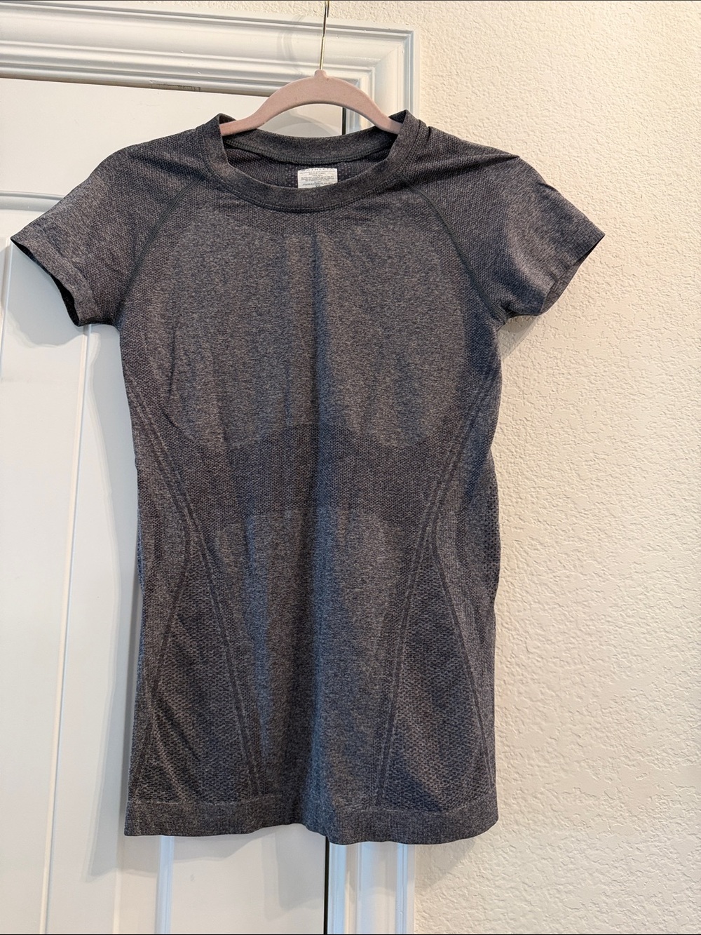 Athleta Charcoal Gray Short-Sleeve Athletic Shirt, Sz XS